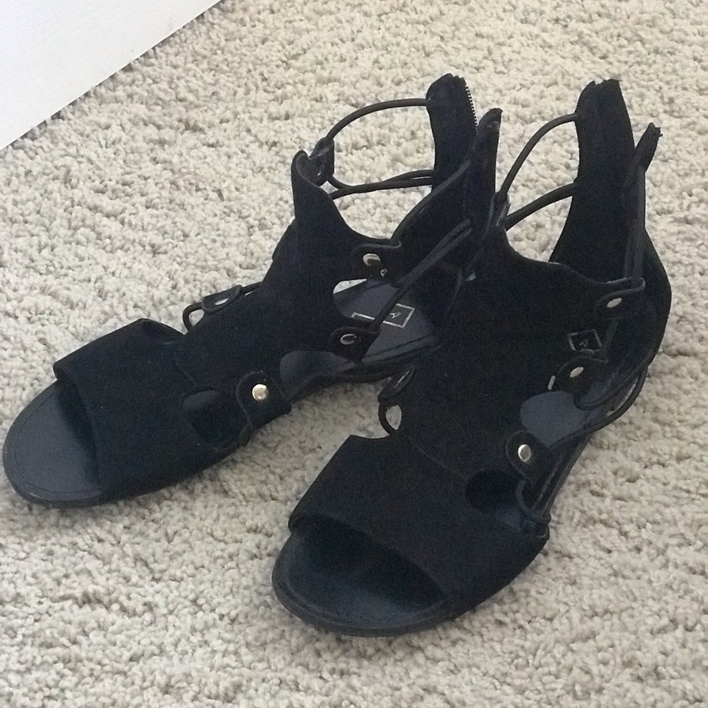 Sandals - Picture 2 of 2